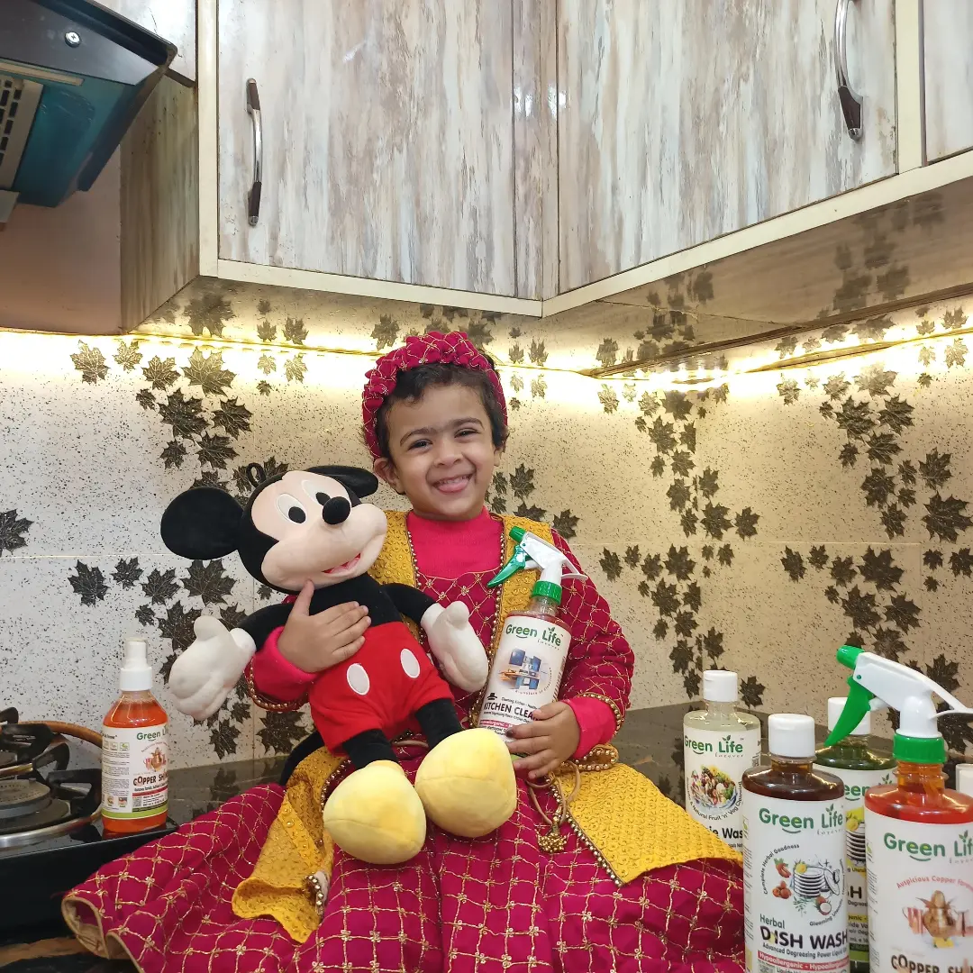 Green Life Products with Girl, Green Life Forever Know About us